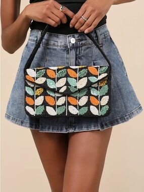 Beaded shoulder bag